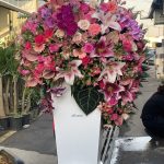 باکس گل ایستاده شکوه صورتی